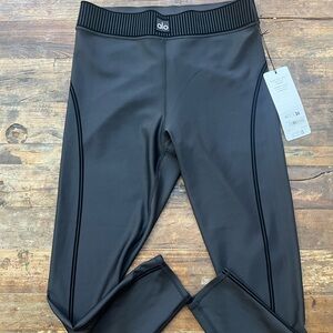 NWT ALO High-Waist 7/8 Line Up  Legging Sz L